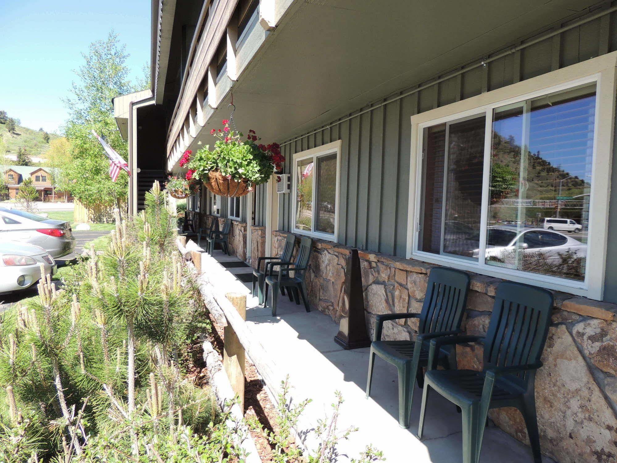 Pony Express Motel Jackson Exterior photo